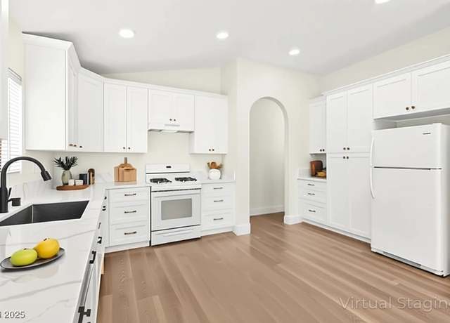 Property at 5680 Scottyboy Dr, Las Vegas, NV 89113, 3 beds, 2 baths