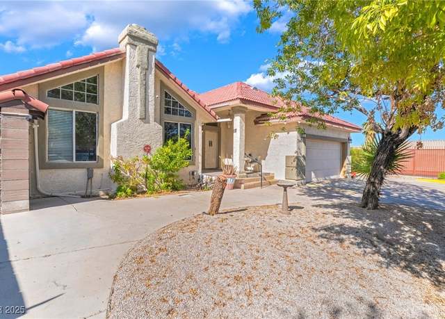Property at 748 Stagecoach Ave, North Las Vegas, NV 89081, 10 beds, 6 baths