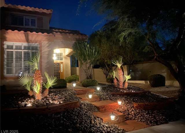 Property at 8524 Estrelita Dr, Las Vegas, NV 89128, 5 beds, 3 baths