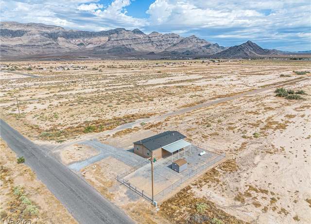 Property at 5601 Fleetwood Pl, Pahrump, NV 89060, 3 beds, 2 baths