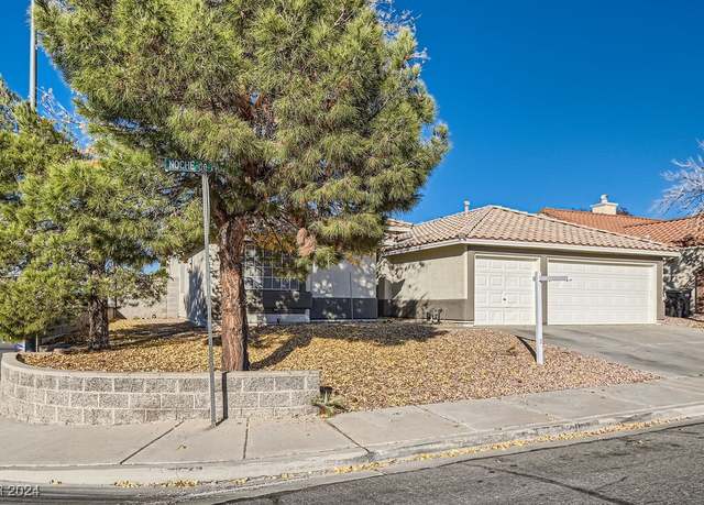 Property at 902 Noche De Paz Ave, Henderson, NV 89015, 3 beds, 2 baths