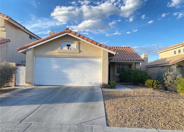 Property at 7732 Beverly Hills Dr, Las Vegas, NV 89147, 2 beds, 2 baths