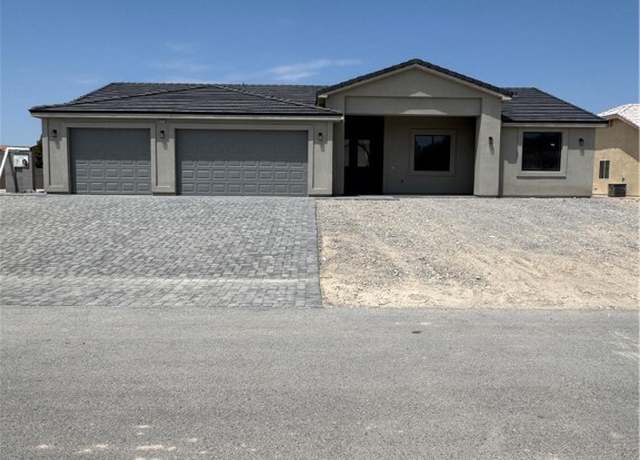 Property at 6670 White Eagle Dr, Pahrump, NV 89061, 3 beds, 2 baths