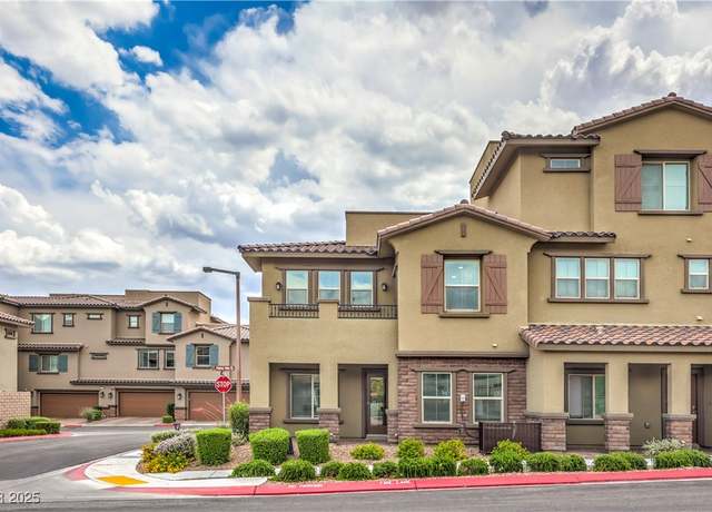 Property at 173 Petaluma Valley Dr, Las Vegas, NV 89138, 3 beds, 2.5 baths