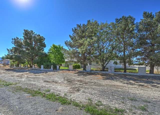 Property at 481 Jarvis Rd, Pahrump, NV 89060, 3 beds, 2 baths