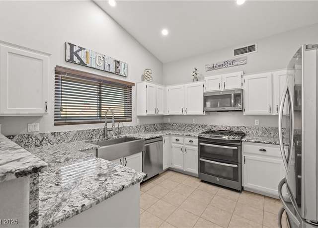 Property at 1405 Bugle Boy Dr, Henderson, NV 89014, 3 beds, 3 baths