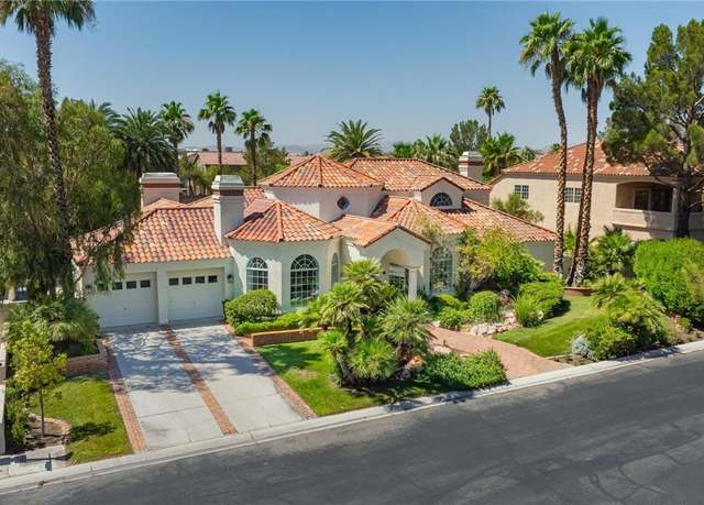 Property at 32 Princeville Ln, Las Vegas, NV 89113, 4 beds, 3.5 baths