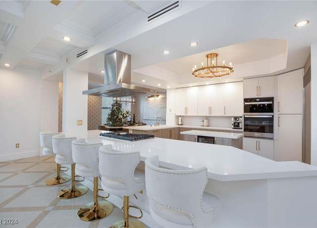 Property at 2747 Paradise Rd #1502, Las Vegas, NV 89109, 3 beds, 3 baths