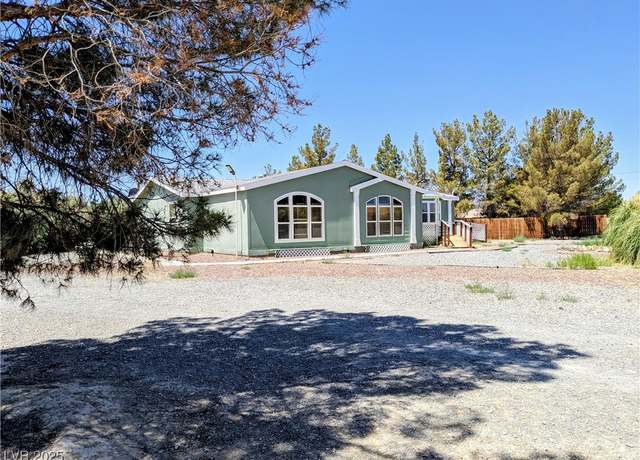 Property at 1411 Lanette Cir, Pahrump, NV 89060, 3 beds, 2 baths