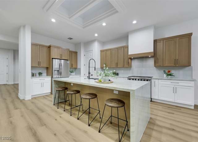 Property at 2873 Knoxville Ct, Henderson, NV 89052, 4 beds, 3.5 baths