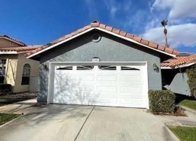 Property at 2802 Camelback Ln, Henderson, NV 89074, 3 beds, 2 baths