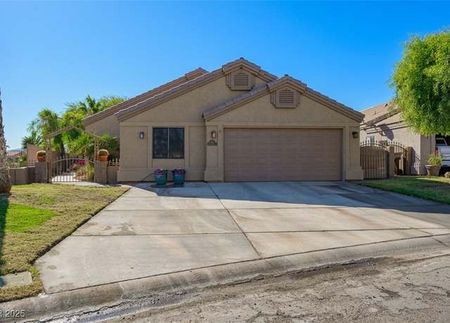Property at 1441 Palm Dr, Laughlin, NV 89029, 2 beds, 2.5 baths