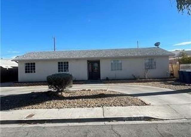 Property at 893 Laramore Dr, Las Vegas, NV 89119, 6 beds, 3 baths