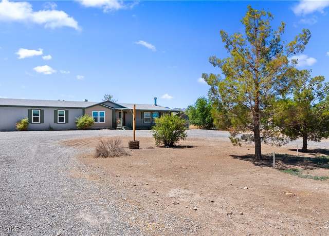 Property at 1391 E Casey Rd, Pahrump, NV 89048, 3 beds, 2 baths