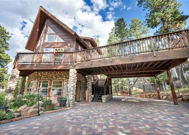 Property at 4137 Matterhorn Way, Las Vegas, NV 89124, 3 beds, 3 baths