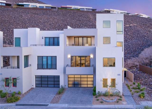Property at 394 Solitude Peak Ln, Henderson, NV 89012, 3 beds, 3.5 baths