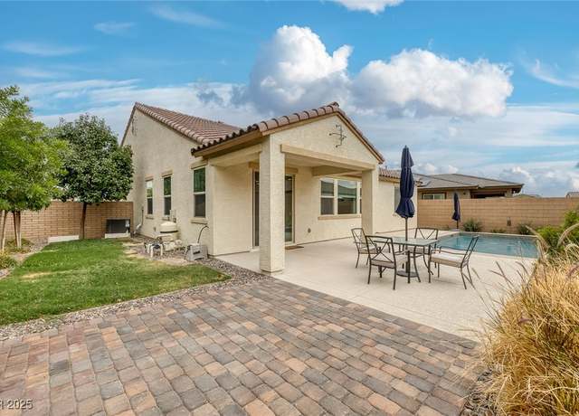 Property at 489 Intonation St, Henderson, NV 89011, 3 beds, 2.5 baths