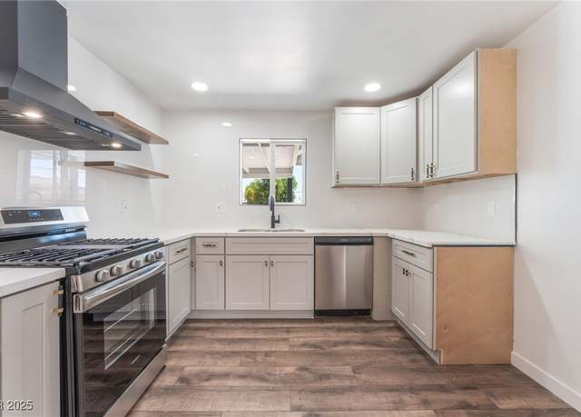 Property at 1313 Purple Sage Ave, Las Vegas, NV 89108, 4 beds, 3 baths