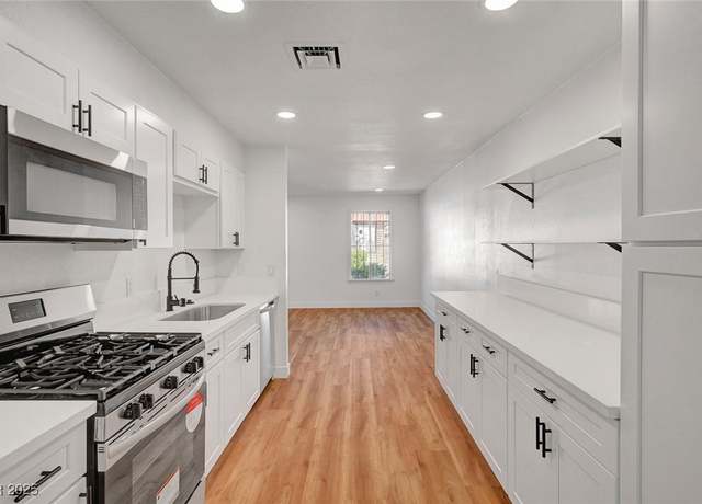 Property at 3907 Torsby Pl, Las Vegas, NV 89119, 2 beds, 2 baths