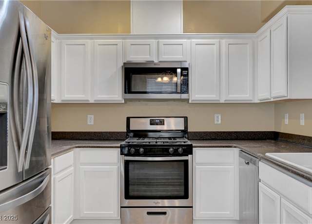 Property at 4685 Apulia Dr #202, North Las Vegas, NV 89084, 3 beds, 2 baths