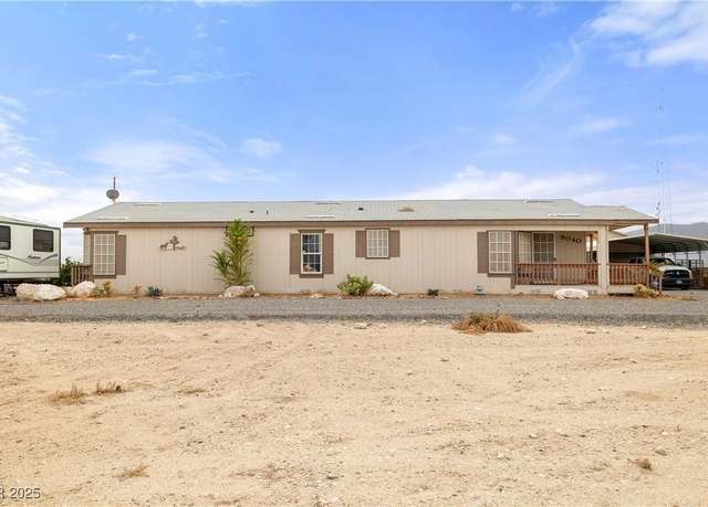 Property at 9040 Desert Ln, Pahrump, NV 89048, 2 beds, 2 baths