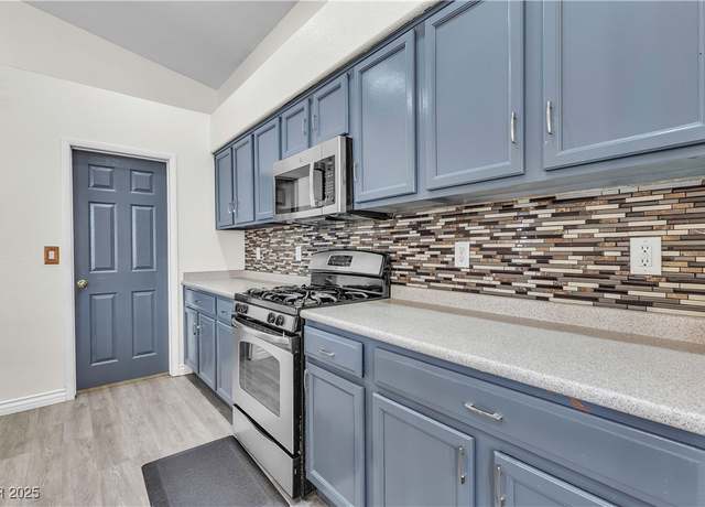 Property at 4537 Colonial Canyon St, North Las Vegas, NV 89031, 4 beds, 3 baths