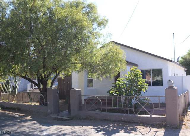 Property at 50 N 27th St, Las Vegas, NV 89101, 3 beds, 1.5 baths