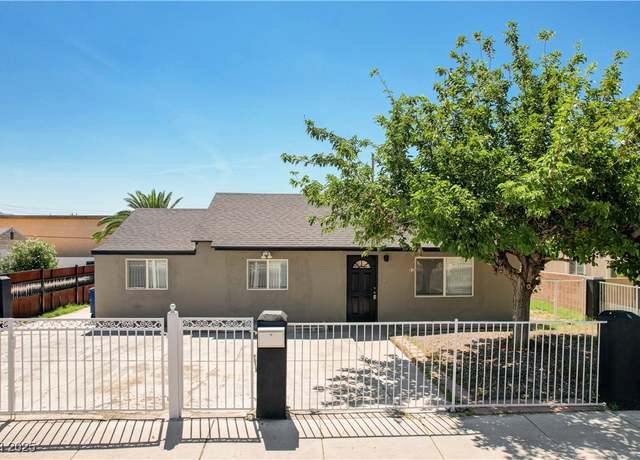 Property at 125 S 15th St, Las Vegas, NV 89101, 4 beds, 2 baths