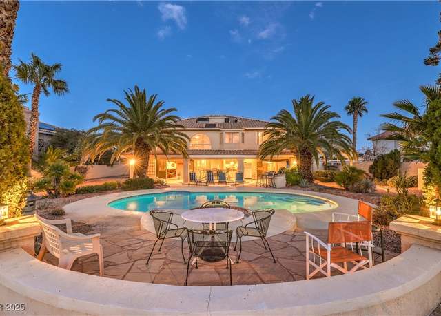 Property at 4471 Borrego Springs Way, Las Vegas, NV 89129, 5 beds, 3 baths