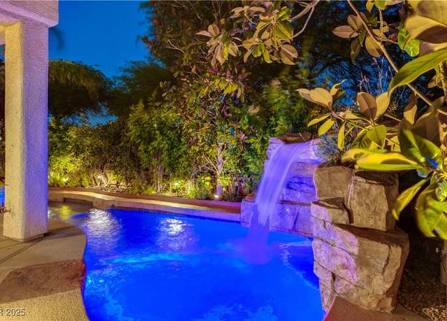 Property at 812 Eaglewood Dr, Las Vegas, NV 89144, 4 beds, 2.5 baths