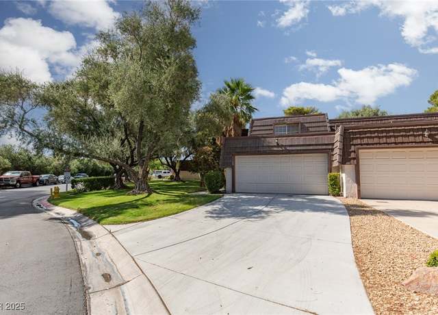 Property at 1125 Vegas Valley Dr, Las Vegas, NV 89109, 3 beds, 2.5 baths