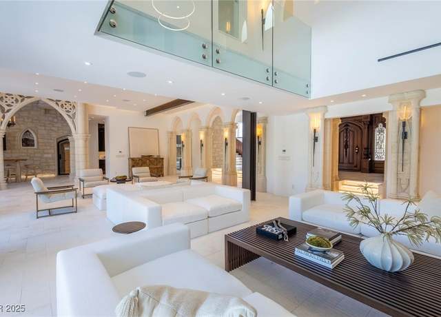 Property at 2928 Coast Line Ct, Las Vegas, NV 89117, 5 beds, 6.5 baths