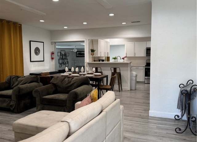 Property at 621 S 9th St, Las Vegas, NV 89101, 4 beds, 2 baths