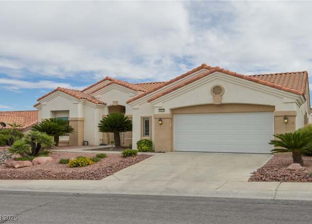 Property at 10513 Longwood Dr, Las Vegas, NV 89134, 3 beds, 2 baths