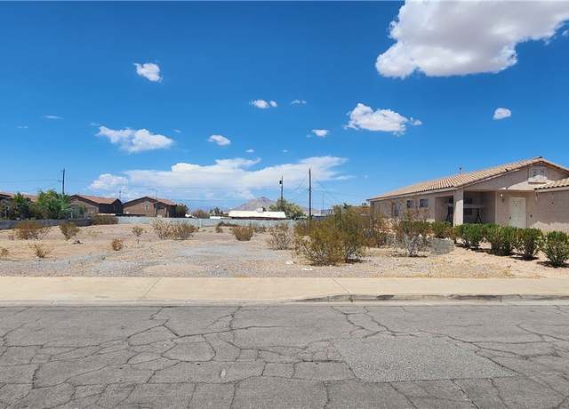 Property at 465 E Merlayne Dr, Henderson, NV 89011