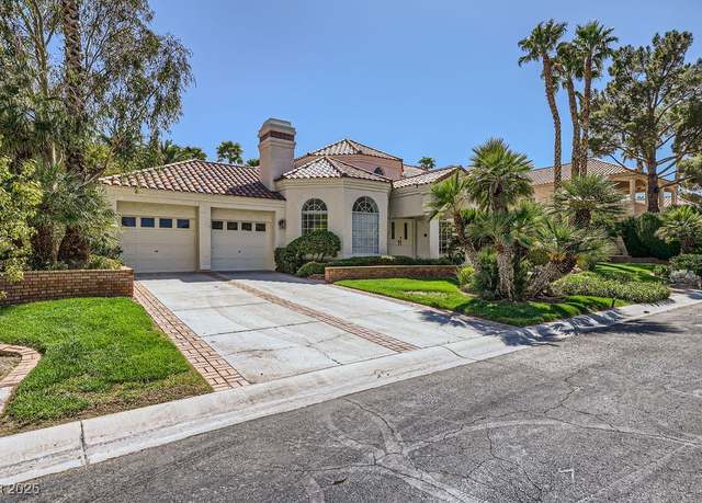 Property at 32 Princeville Ln, Las Vegas, NV 89113, 4 beds, 3.5 baths