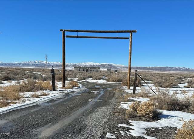 Property at 2285 Old Victory Hwy, Lovelock, NV 89419, 4 beds, 2 baths