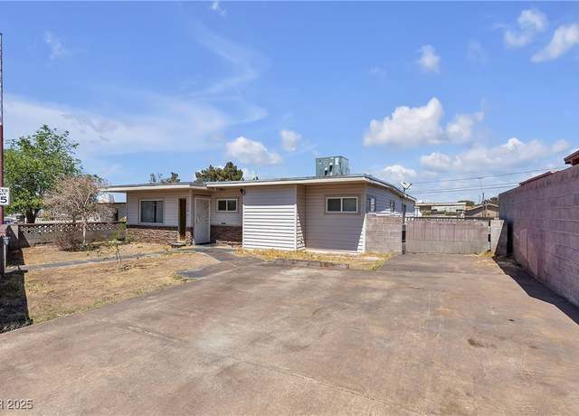 Property at 326 W Basic Rd, Henderson, NV 89015, 3 beds, 2 baths