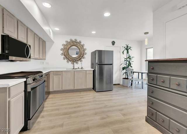 Property at 5167 Greene Ln Unit L, Las Vegas, NV 89119, 1 bed, 1 bath