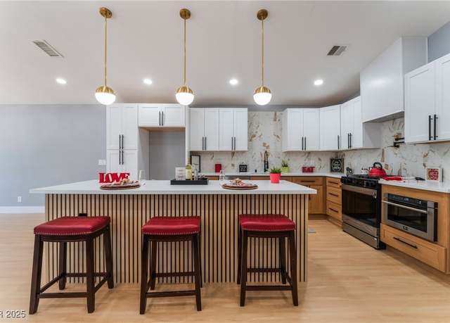 Property at 6324 Eugene Ave, Las Vegas, NV 89108, 5 beds, 2 baths
