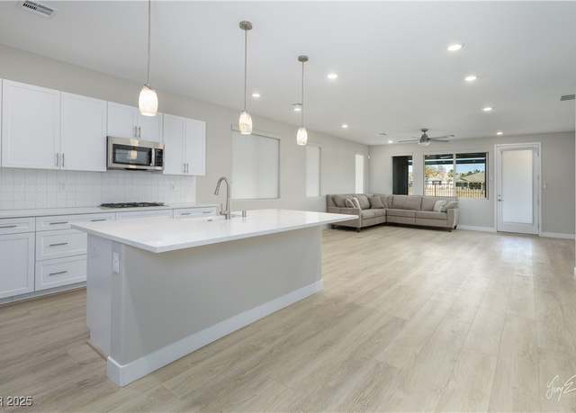 Property at 1348 Mariposa Way, Mesquite, NV 89027, 3 beds, 3 baths
