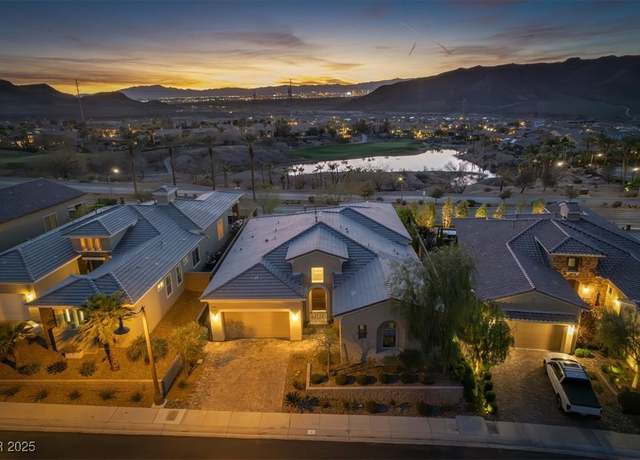 Property at 13 Porto Malaga St, Henderson, NV 89011, 3 beds, 3.5 baths