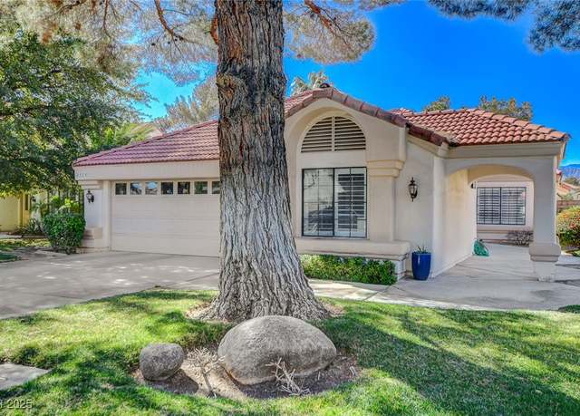 Property at 5429 Painted Sunrise Dr, Las Vegas, NV 89149, 3 beds, 3 baths