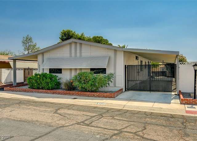 Property at 3202 Chimayo Ln, Las Vegas, NV 89122, 3 beds, 2 baths