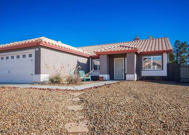 Property at 7528 Pinto Bluff St, Las Vegas, NV 89131, 3 beds, 2 baths