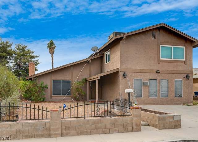 Property at 3933 Manford Cir, Las Vegas, NV 89104, 5 beds, 2.5 baths