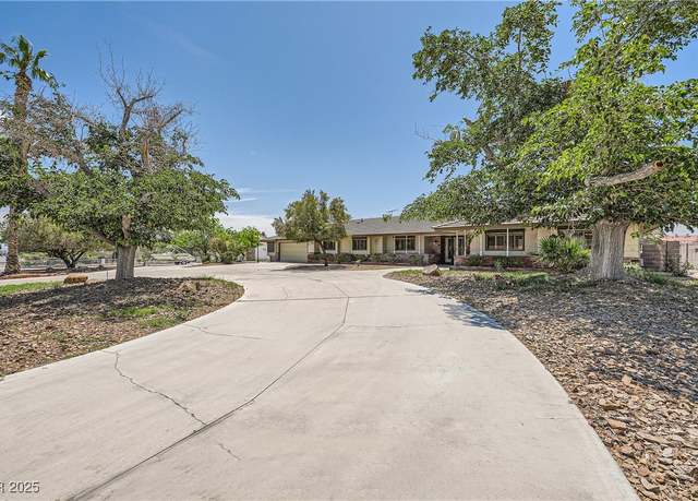 Property at 6315 Eldora Ave, Las Vegas, NV 89146, 5 beds, 3 baths