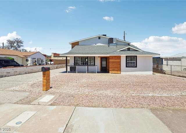 Property at 116 W Victory Rd, Henderson, NV 89015, 5 beds, 3 baths