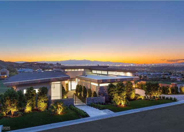 Property at 641 Majestic Rim Dr, Henderson, NV 89012, 5 beds, 5 baths