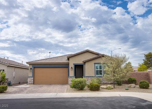 Property at 1001 Benton Ave, Henderson, NV 89015, 3 beds, 2 baths